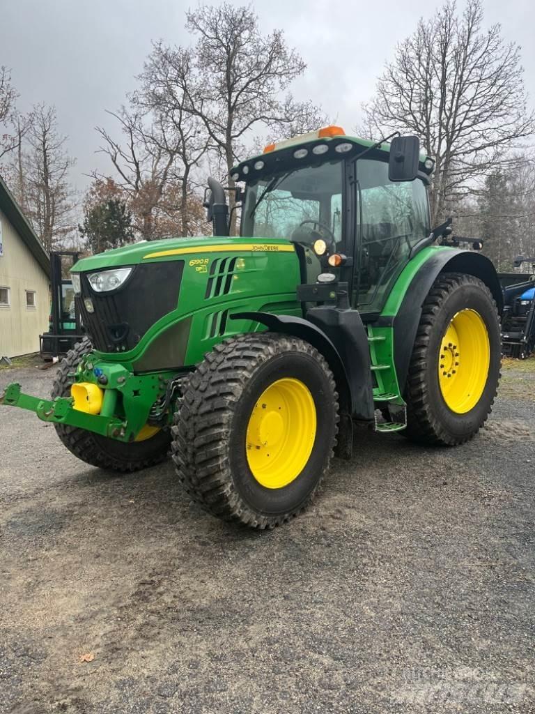John Deere 6190 R トラクター