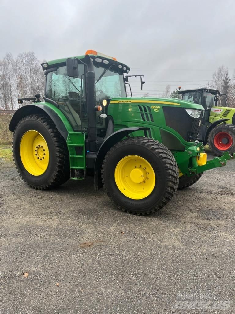 John Deere 6190 R トラクター