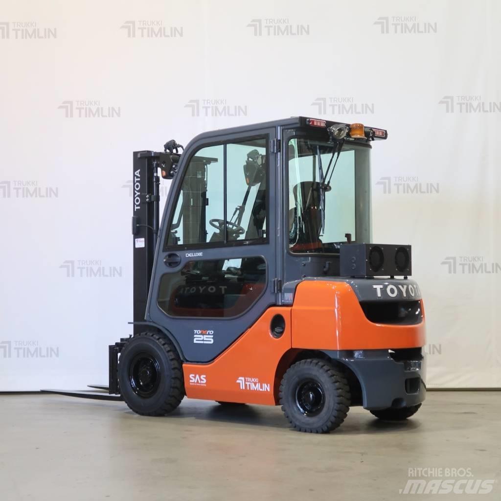 Toyota 52-8FDF25 ディーゼル・軽油