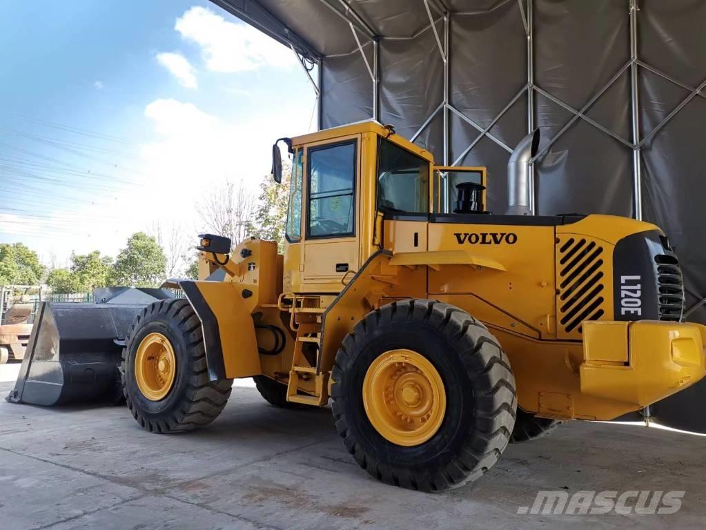 Volvo L 120 E ホイールローダー・タイヤショベル