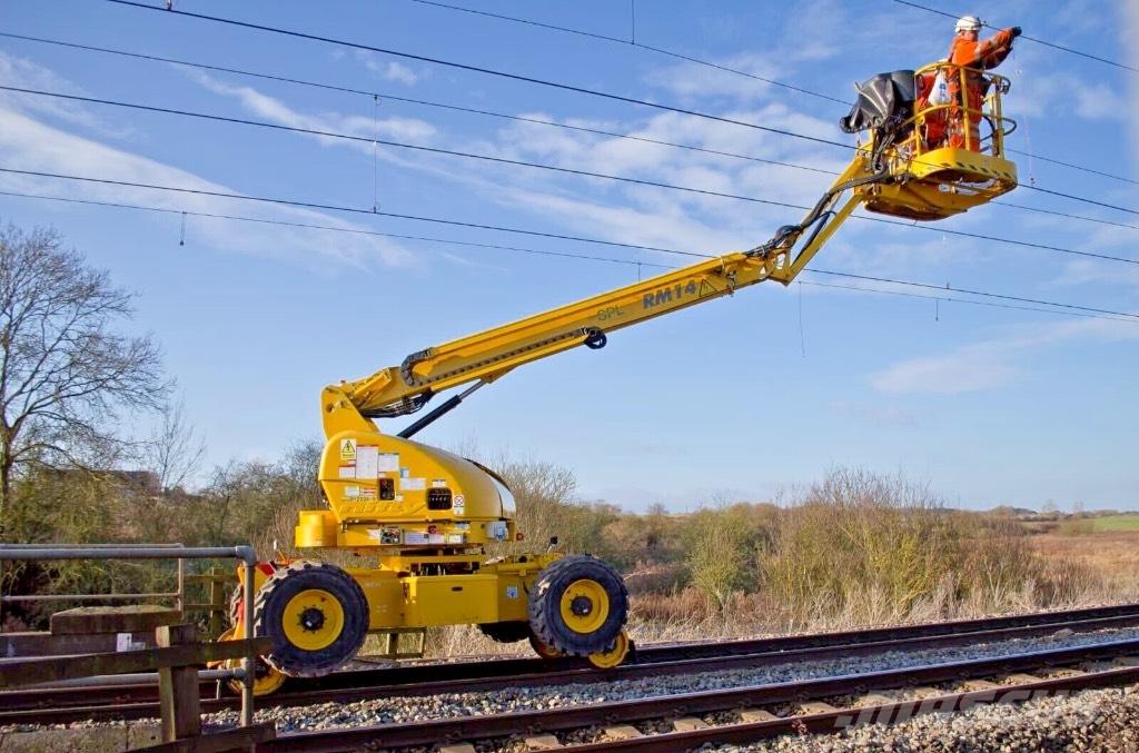 Niftylift RM14 ブームリフト　屈伸型