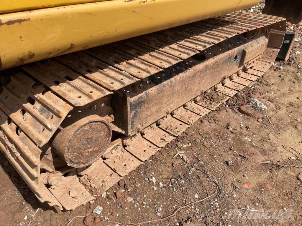CAT 305.5E2 ミニ油圧ショベル 7t以下（ミニユンボ・ミニディガー）