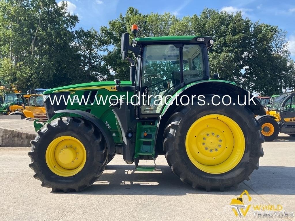John Deere 6215 R トラクター
