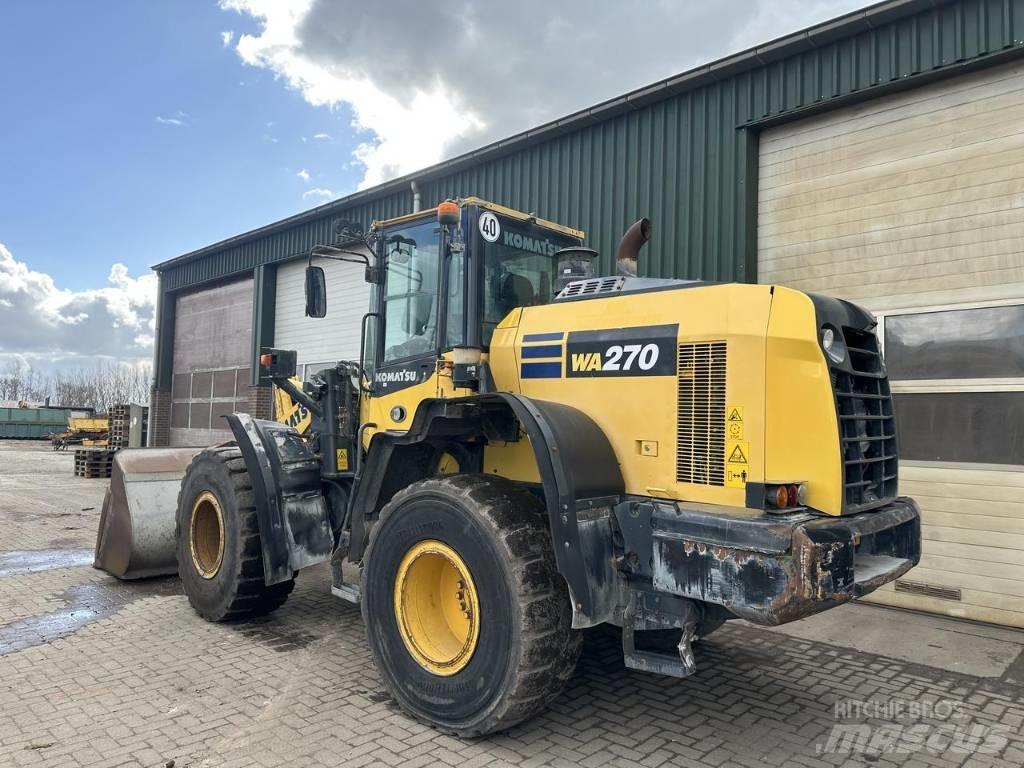 Komatsu WA270 8 ホイールローダー・タイヤショベル