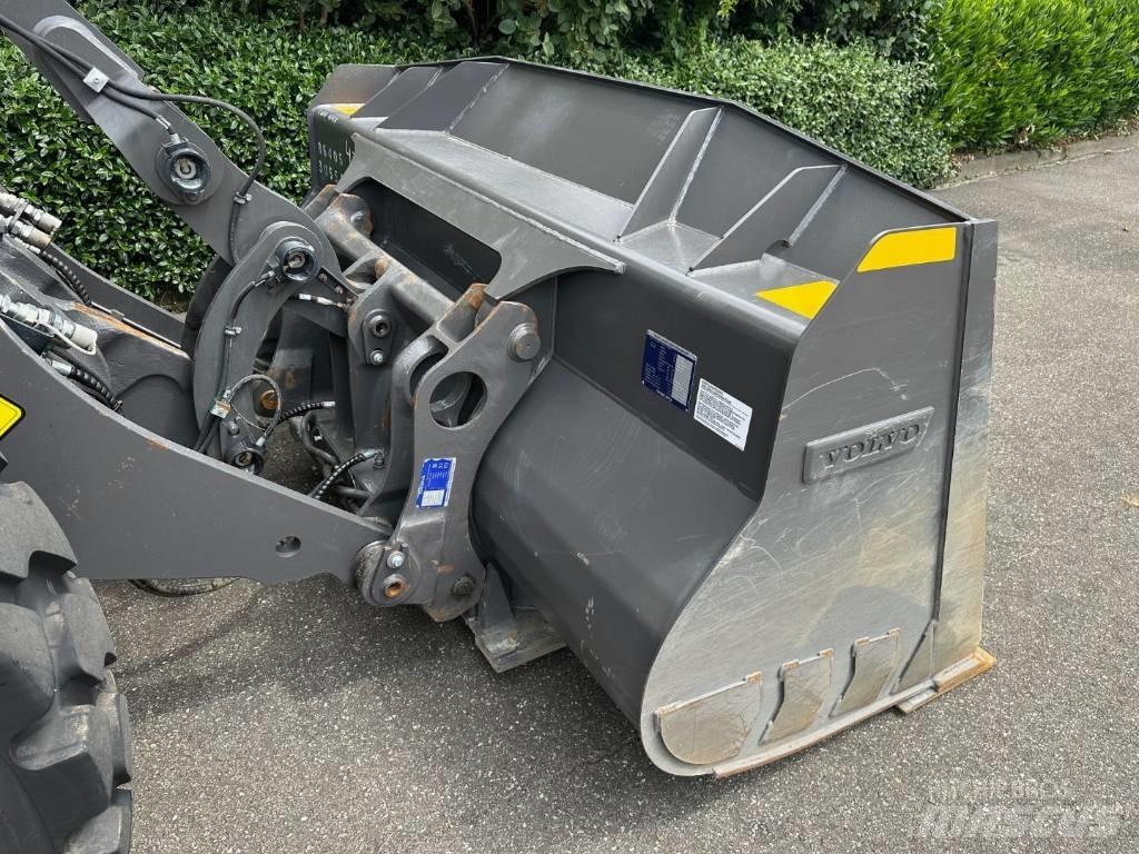 Volvo L 60 H ホイールローダー・タイヤショベル