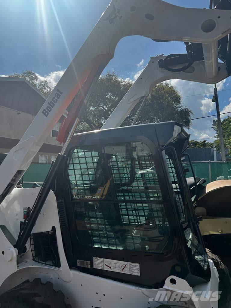 Bobcat S510 スキッドステアローダー