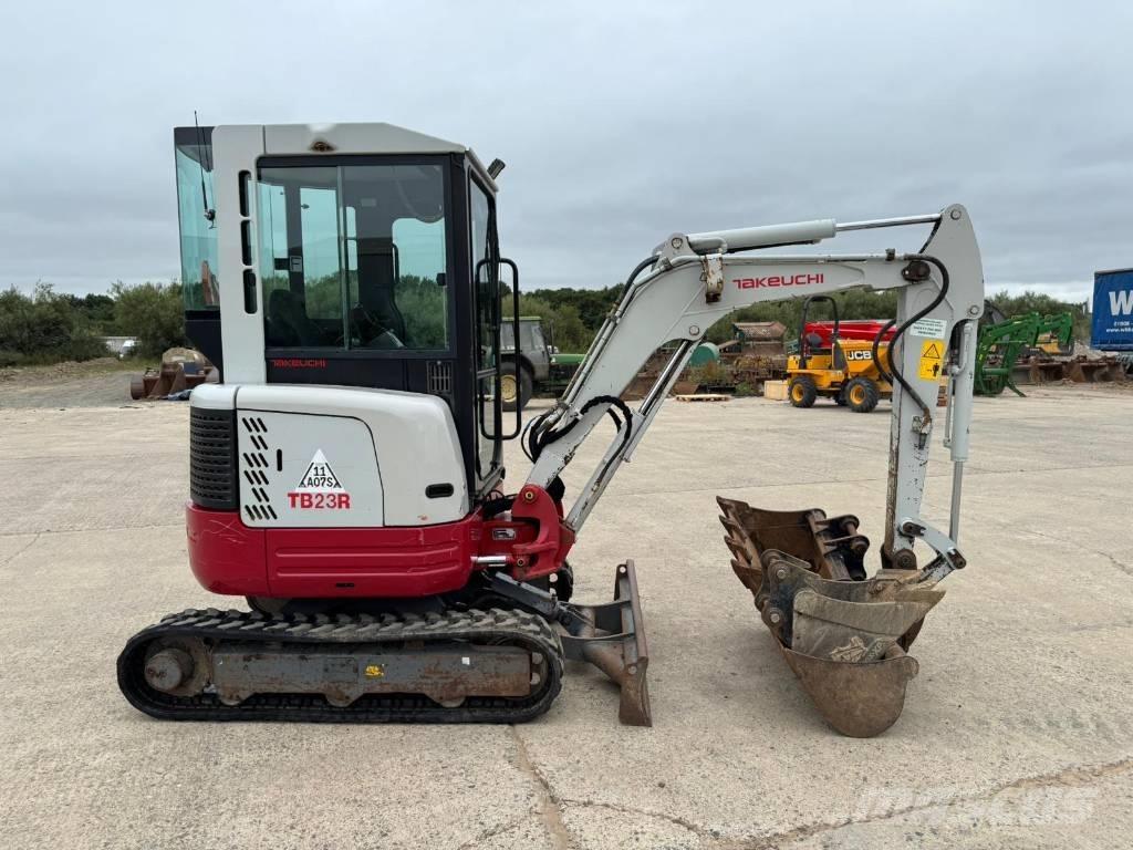 Takeuchi TB 23 R ミニ油圧ショベル 7t以下（ミニユンボ・ミニディガー）