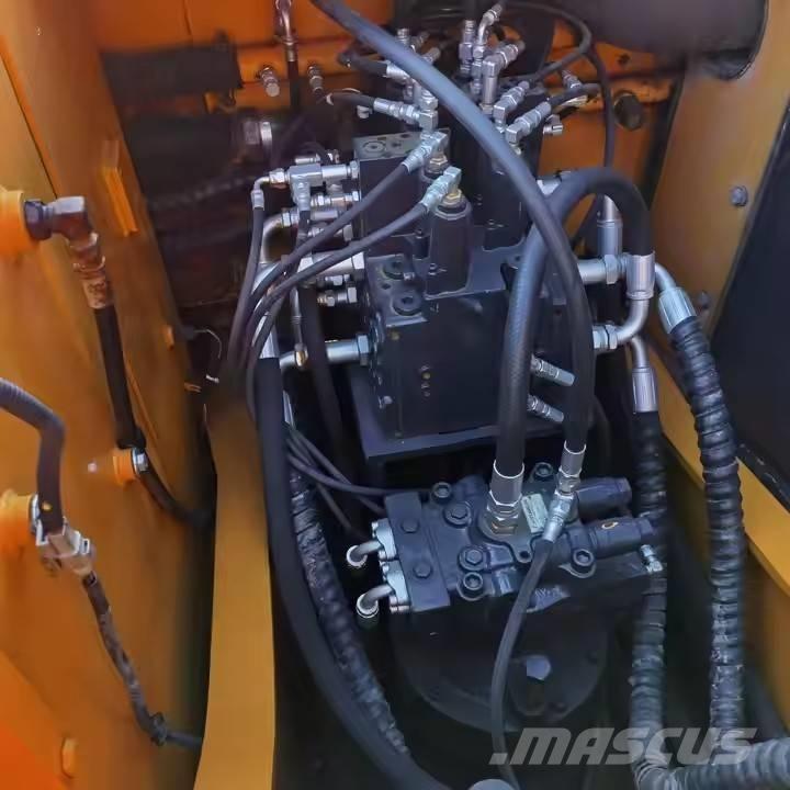 Hyundai 150LC -7 大型油圧ショベル12t以上（パワーショベル・ユンボ）