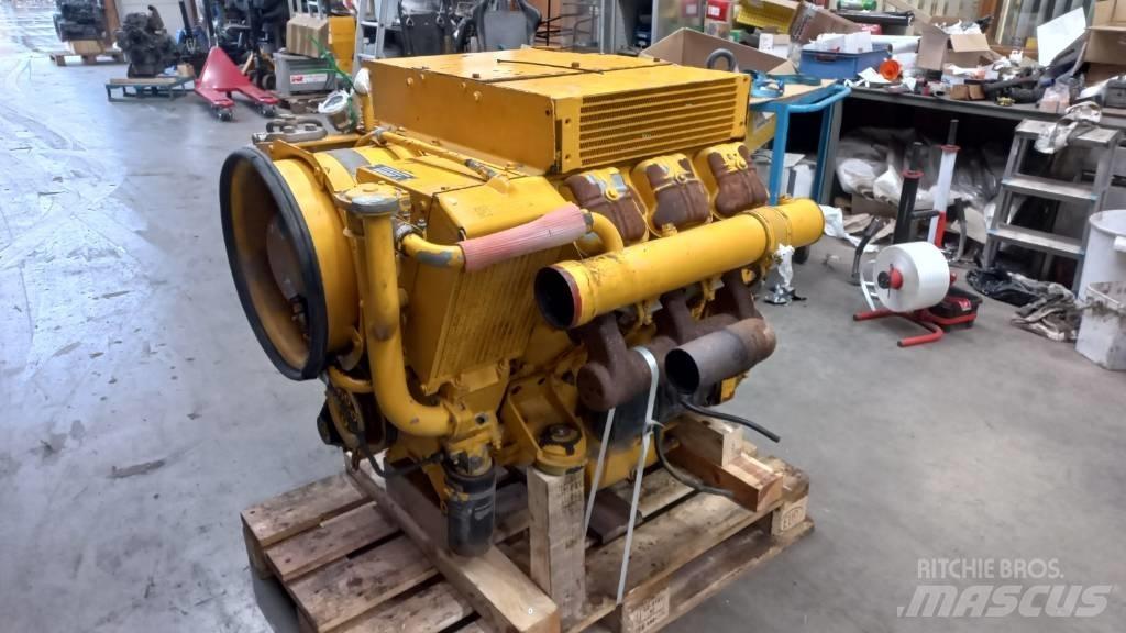 Deutz F6L413F エンジン