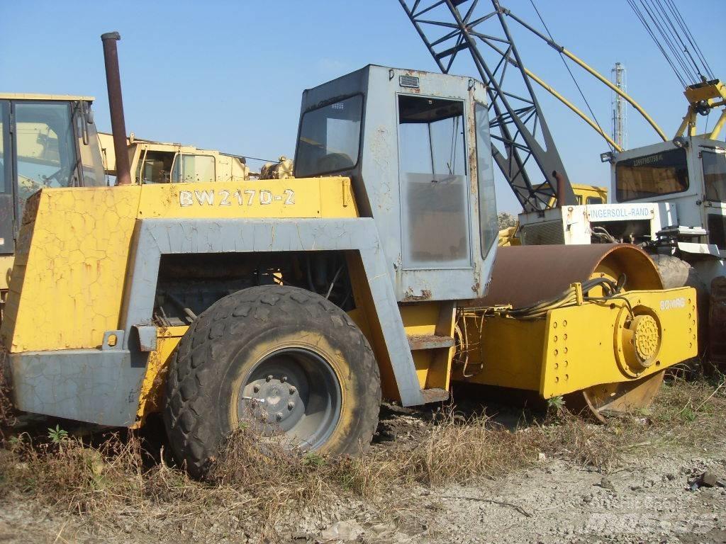 Bomag 217 D 振動ローラ