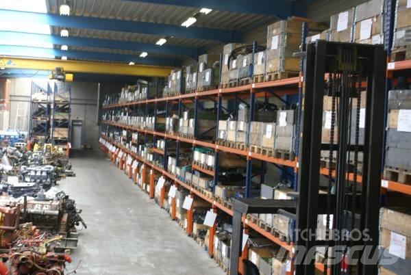 DAF NEW ENGINE PARTS エンジン