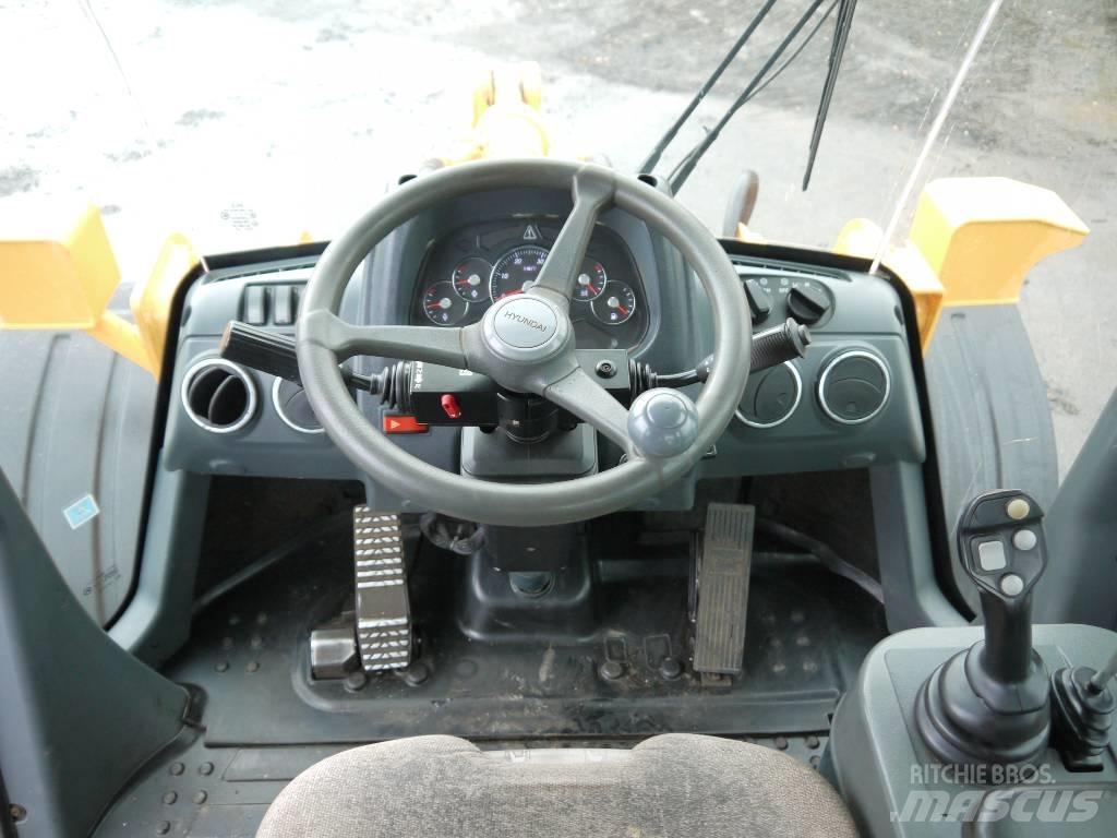 Hyundai HL 757-9A ホイールローダー・タイヤショベル