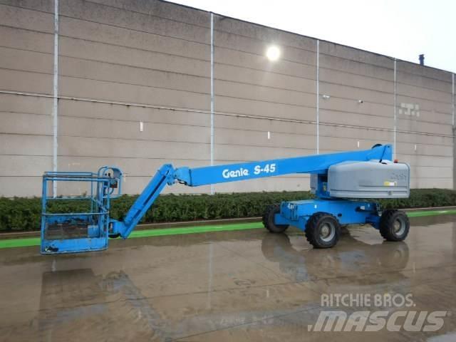 Genie S45 ブームリフト　直伸型
