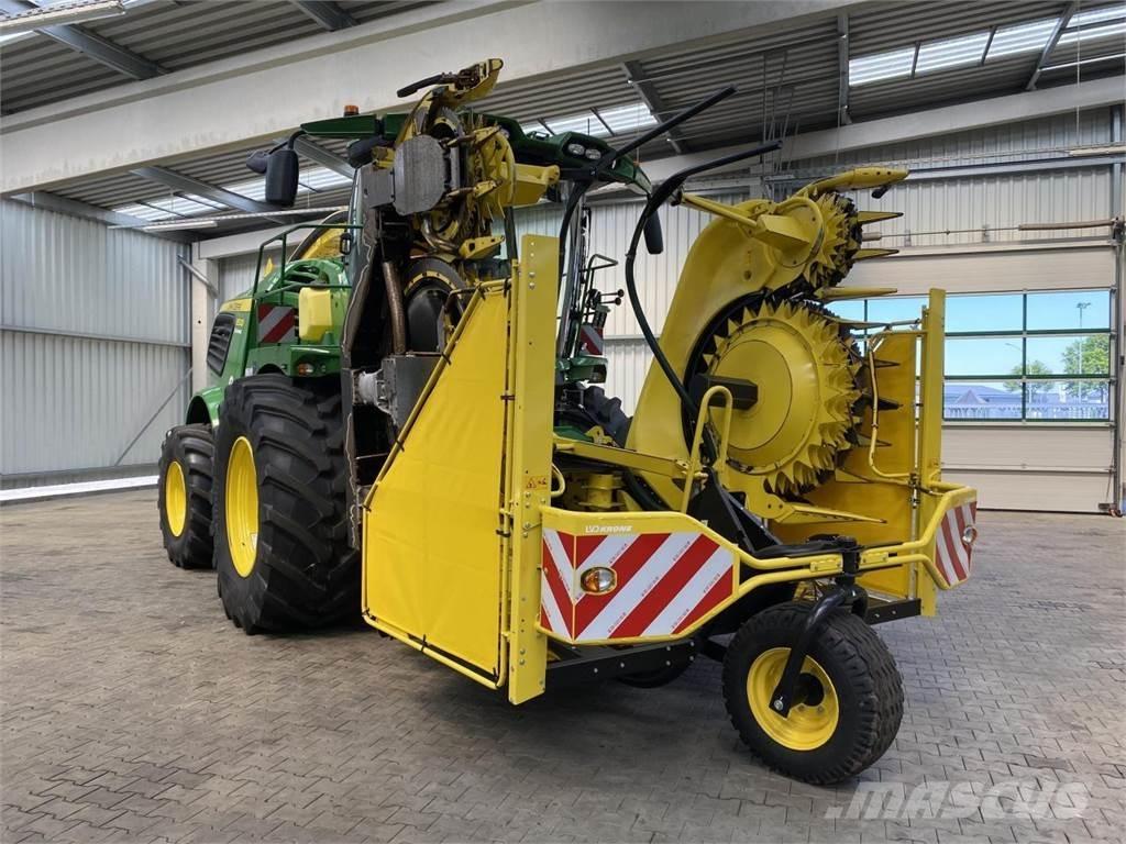 John Deere 9500i 自走式フォレージハーベスター