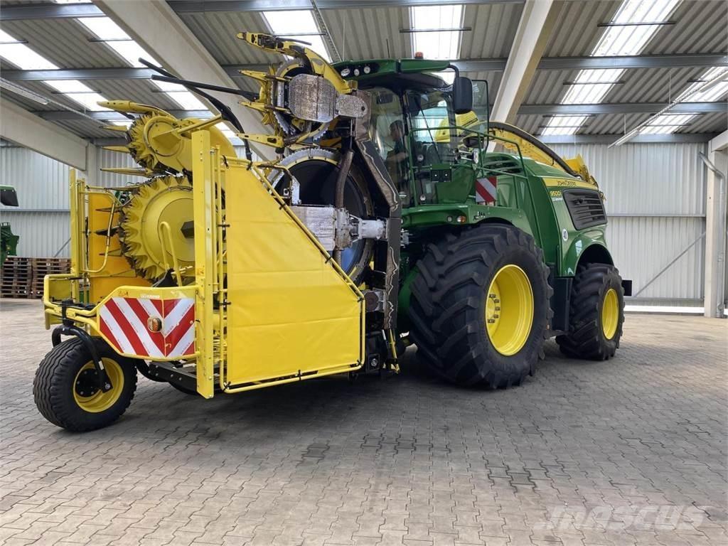 John Deere 9500i 自走式フォレージハーベスター