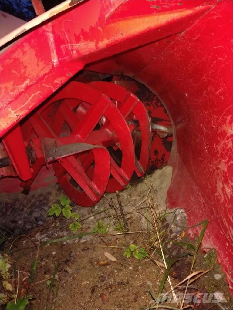 Esko 240 除雪機