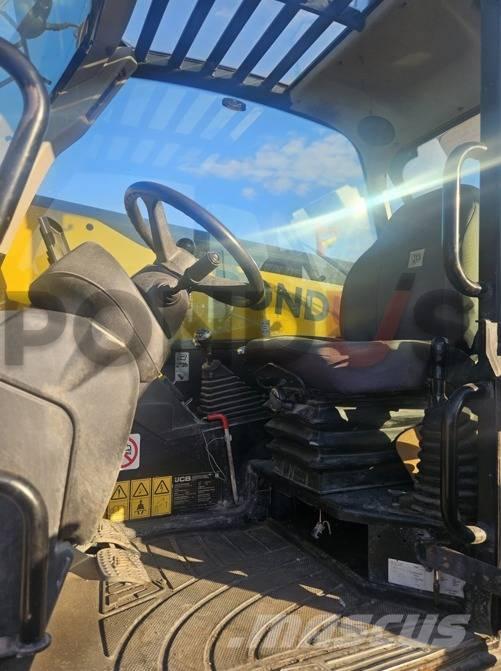 JCB 540V140 テレスコーピックハンドラー