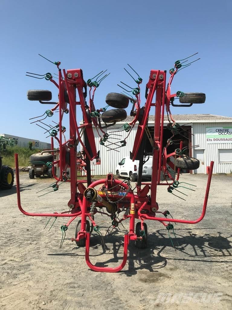 Kverneland 8090 テッダー・テッダーレーキ