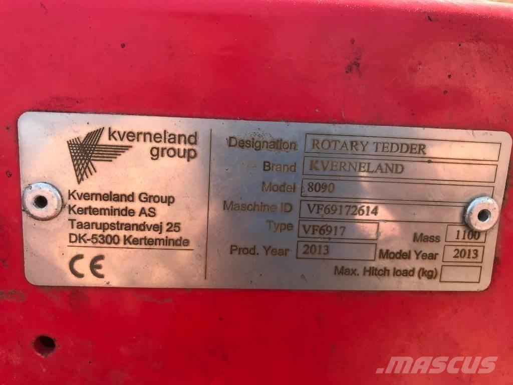 Kverneland 8090 テッダー・テッダーレーキ