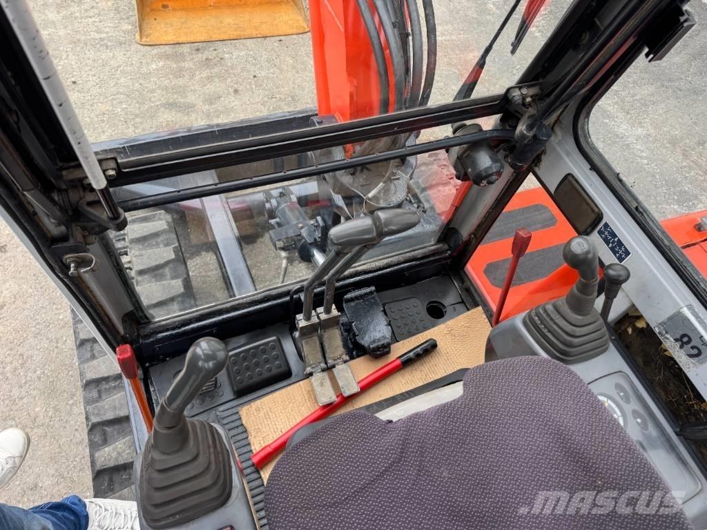 Kubota KX 161-2 ミニ油圧ショベル 7t以下（ミニユンボ・ミニディガー）