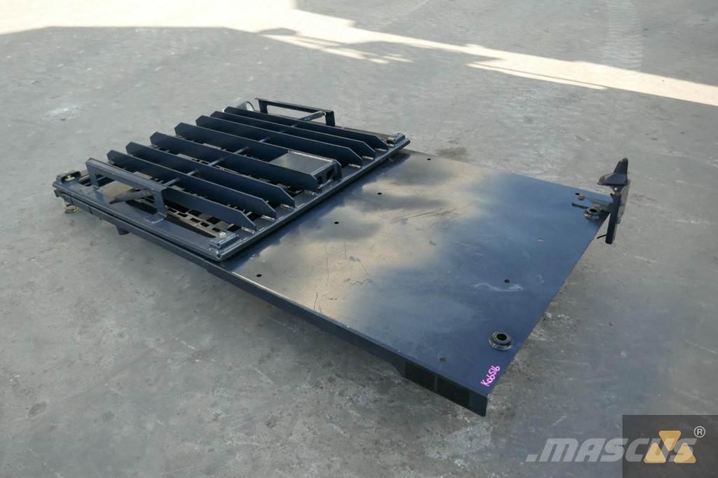 CAT 357-4102 キャビン及び内装