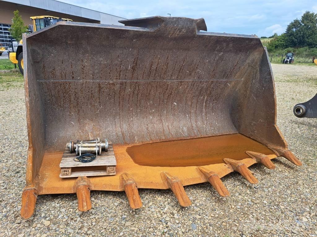 Volvo L220H ホイールローダー・タイヤショベル
