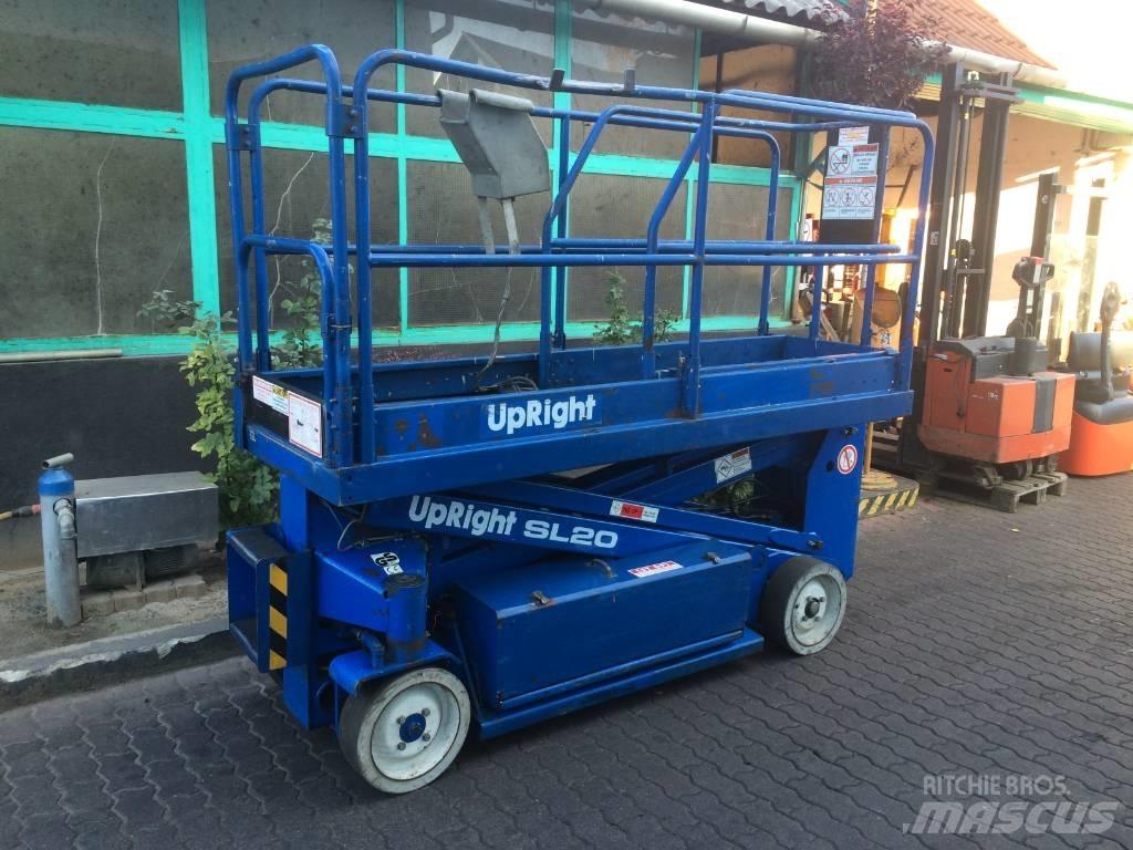 UpRight SL20    V-2784 垂直昇降型リフト