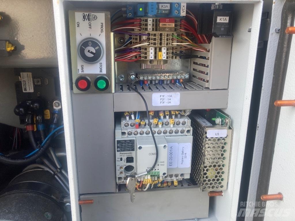 Holland Lift HL 9714 シザースリフト