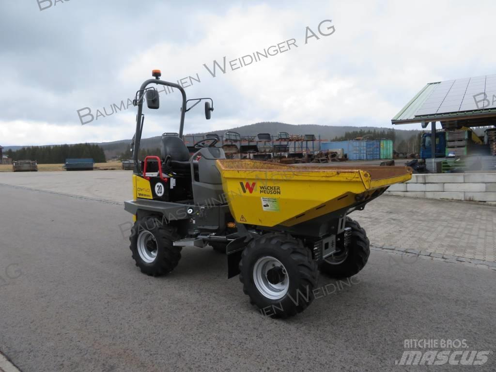 Wacker Neuson DW 30 アーティキュレート式ダンプトラック