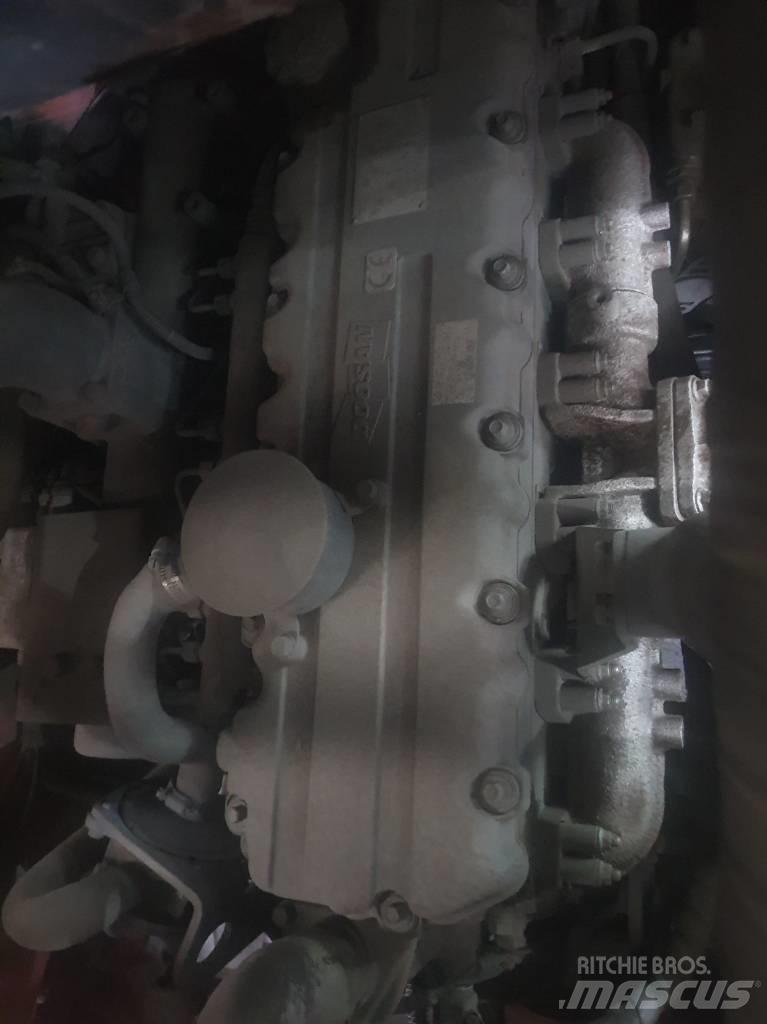 Doosan D 160 S-5 ディーゼル・軽油
