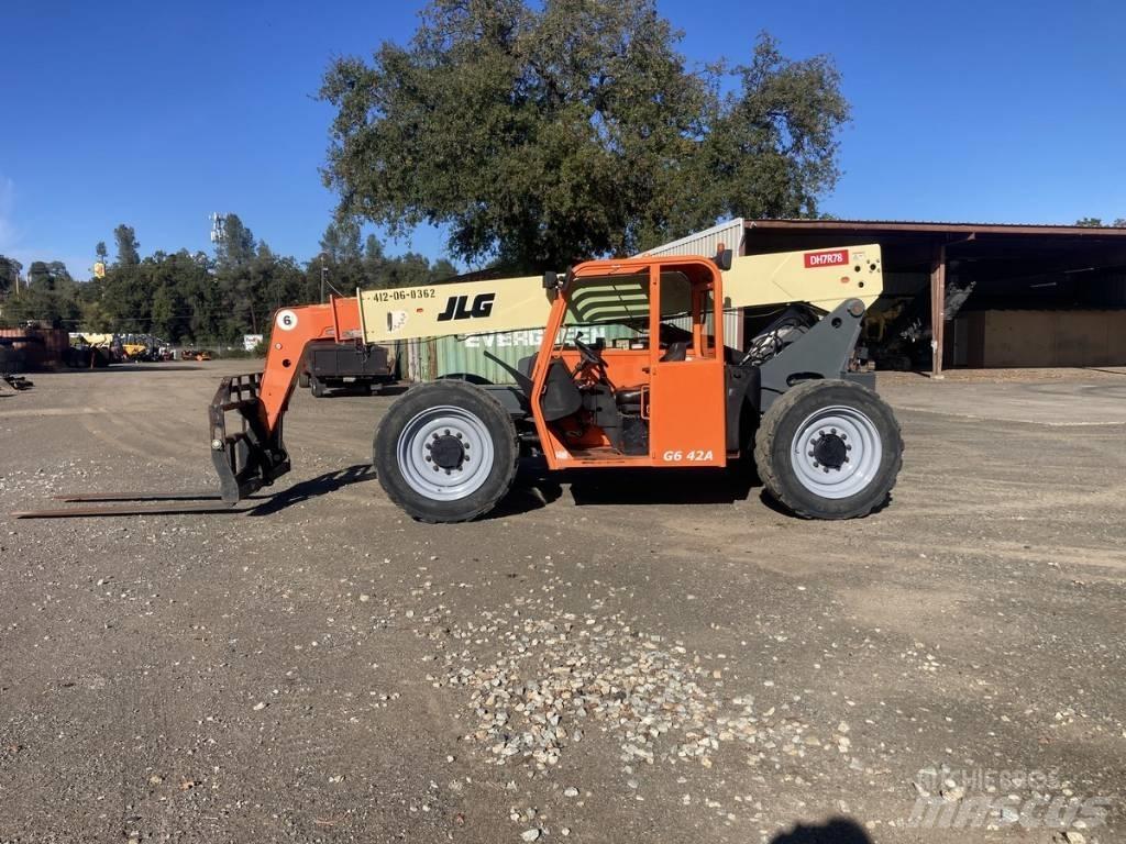 JLG G 6-42 A テレスコーピックハンドラー