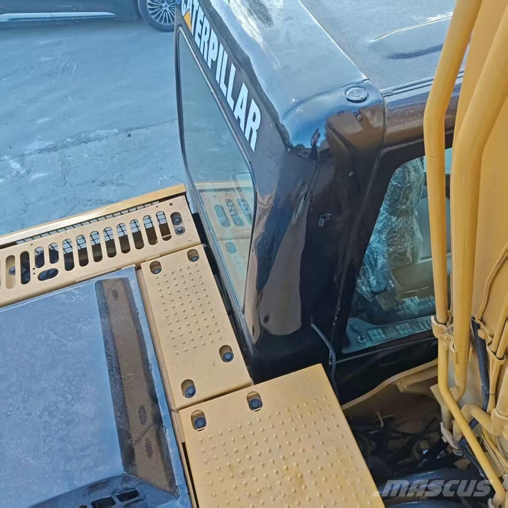 CAT 312 D 大型油圧ショベル12t以上（パワーショベル・ユンボ）