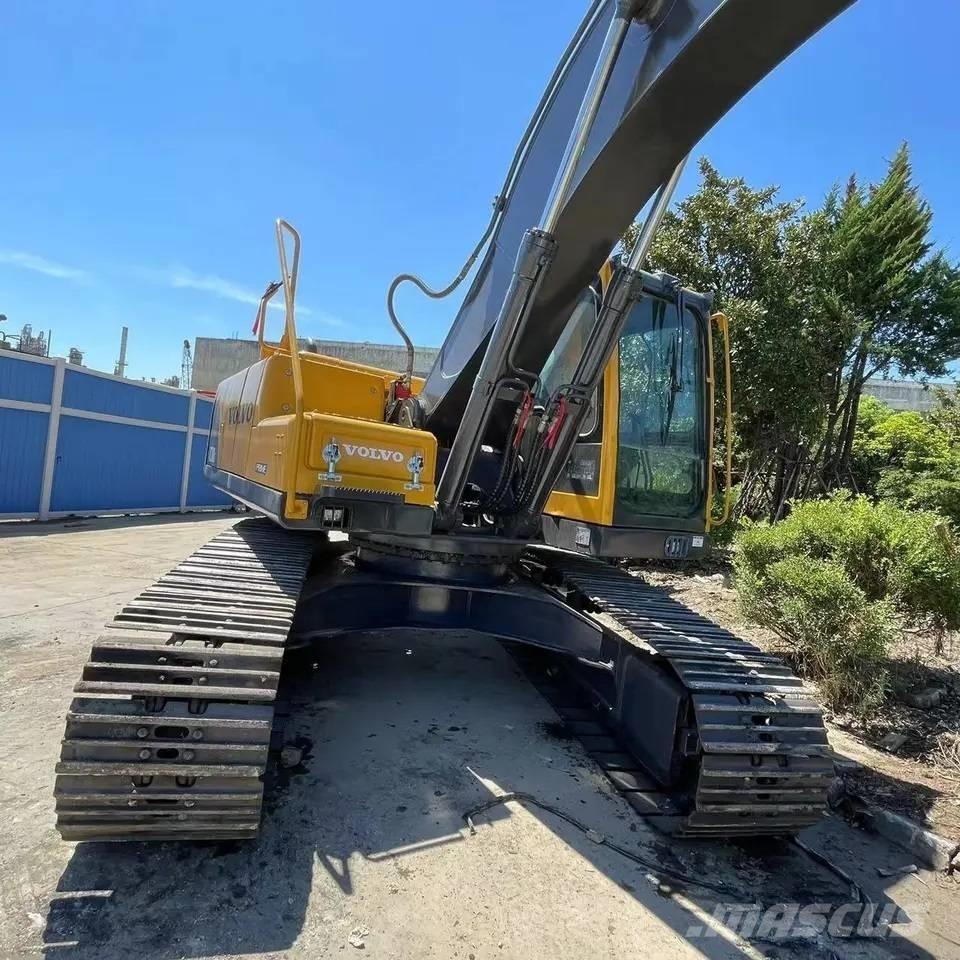 Volvo EC210B 大型油圧ショベル12t以上（パワーショベル・ユンボ）
