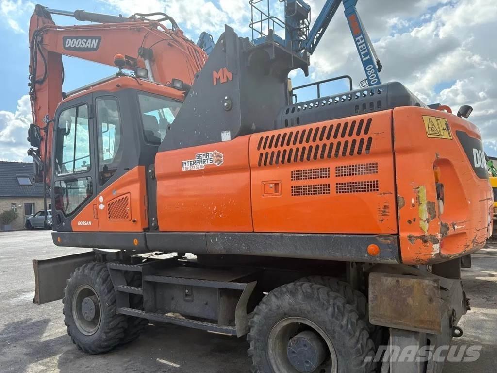 Doosan DX210 WE-5 ホイール式油圧ショベル（パワーショベル・ユンボ・バックホー）