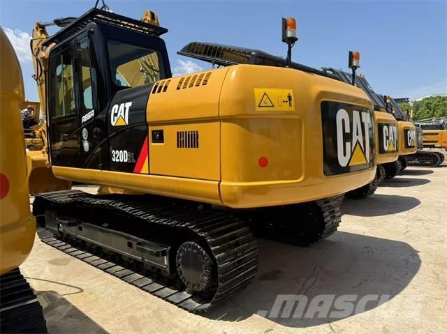 CAT 320 D 大型油圧ショベル12t以上（パワーショベル・ユンボ）