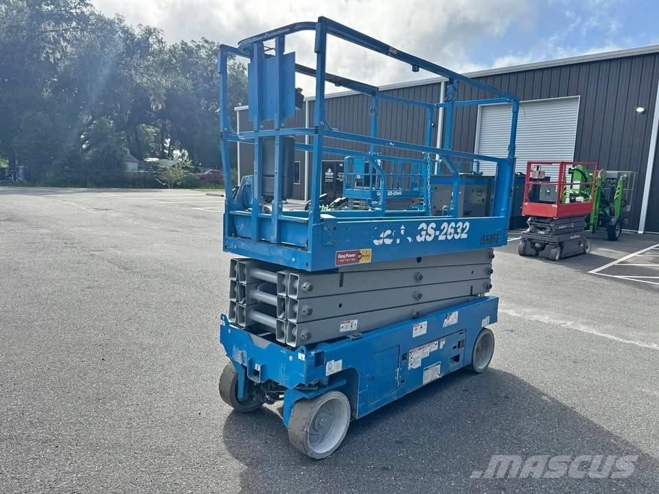 Genie GS 2632 シザースリフト