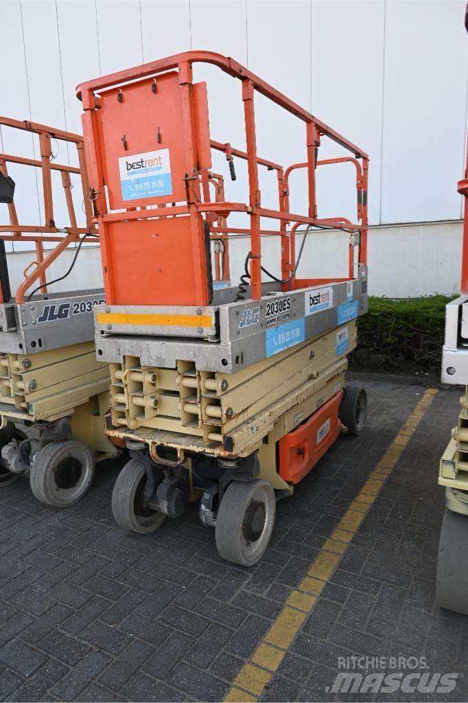 JLG 2030 ES シザースリフト