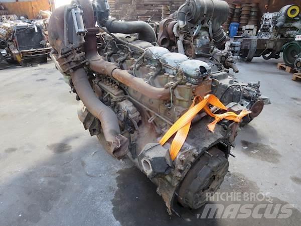 Volvo TD100A エンジン