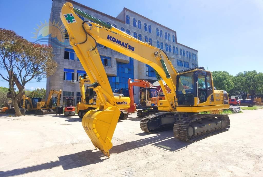 Komatsu PC 200-8 大型油圧ショベル12t以上（パワーショベル・ユンボ）
