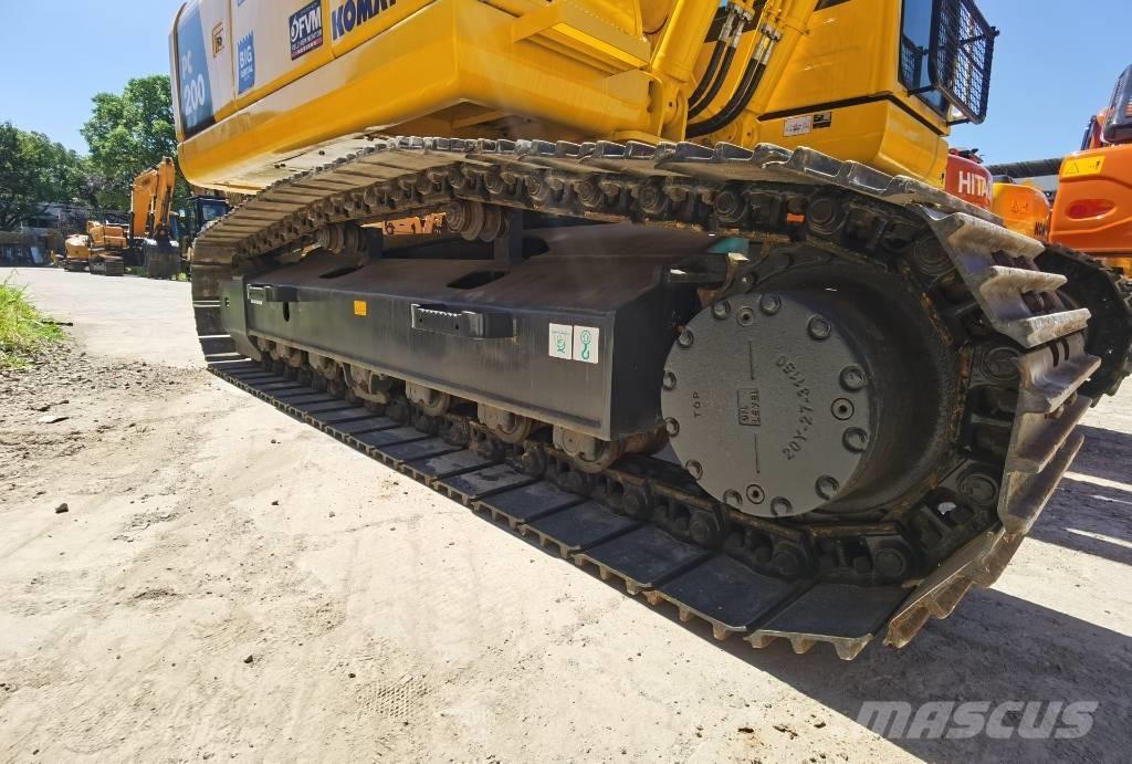 Komatsu PC 200-8 大型油圧ショベル12t以上（パワーショベル・ユンボ）