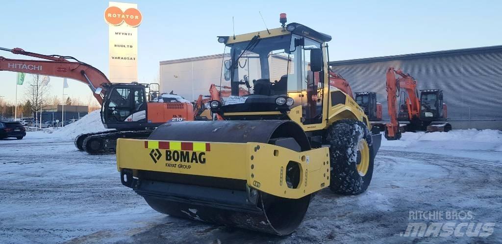Bomag BW213 BVC-5 ソイルコンパクター