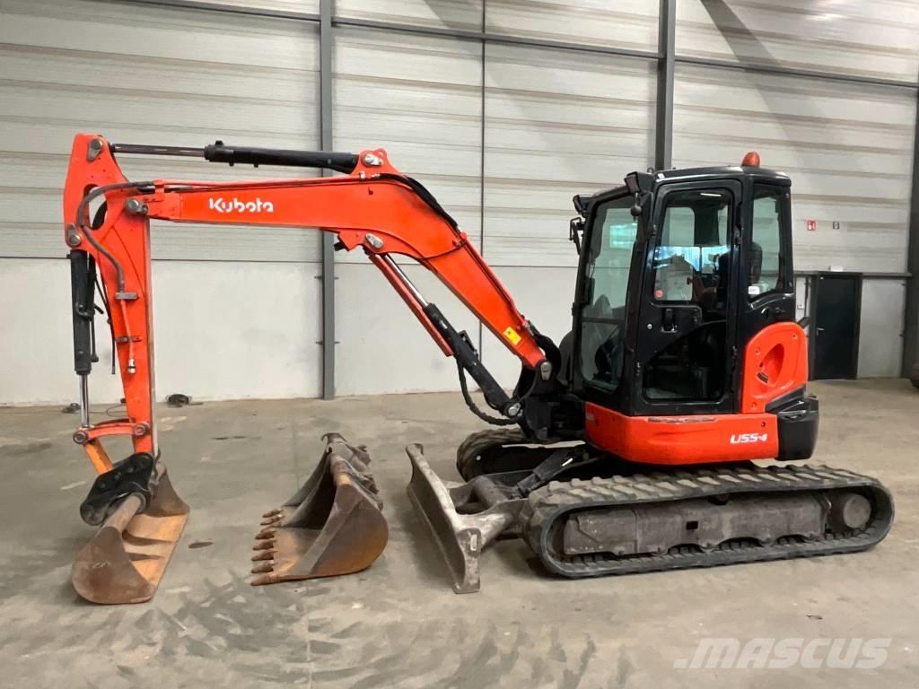 Kubota U 55-4 ミニ油圧ショベル 7t以下（ミニユンボ・ミニディガー）
