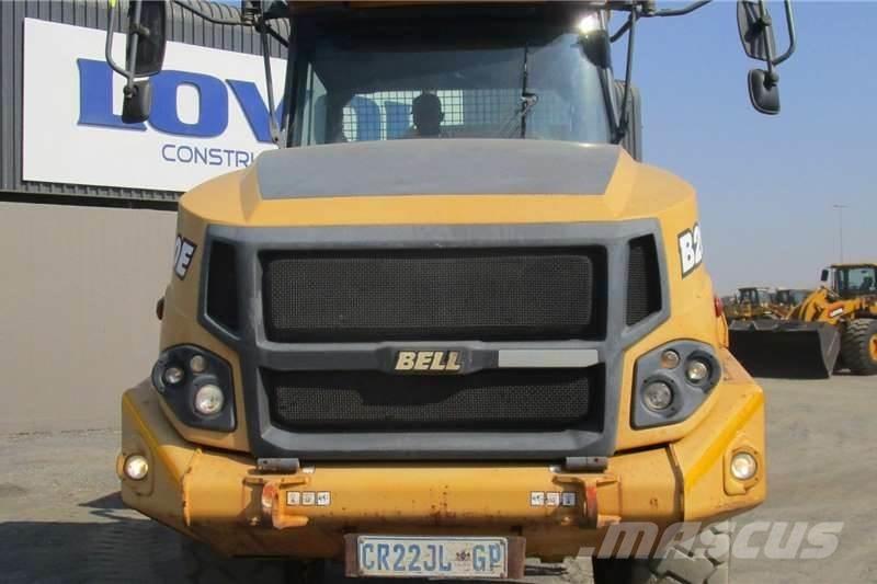 Bell B20E 6X4 アーティキュレート式ダンプトラック