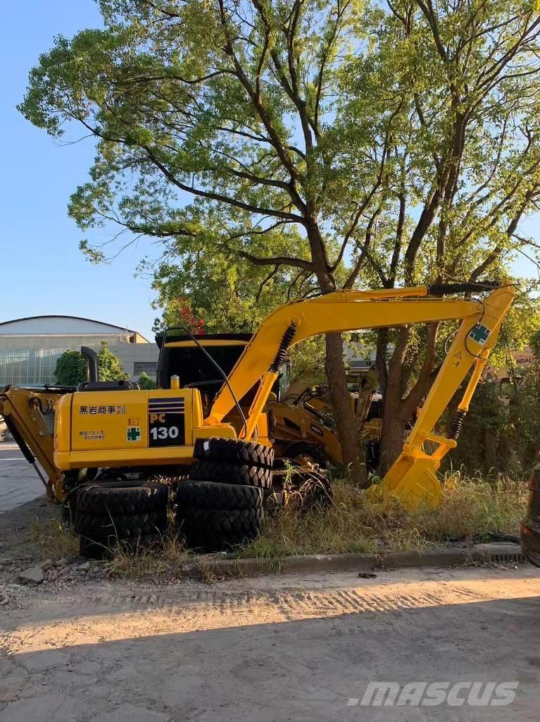 Komatsu PC 130 大型油圧ショベル12t以上（パワーショベル・ユンボ）