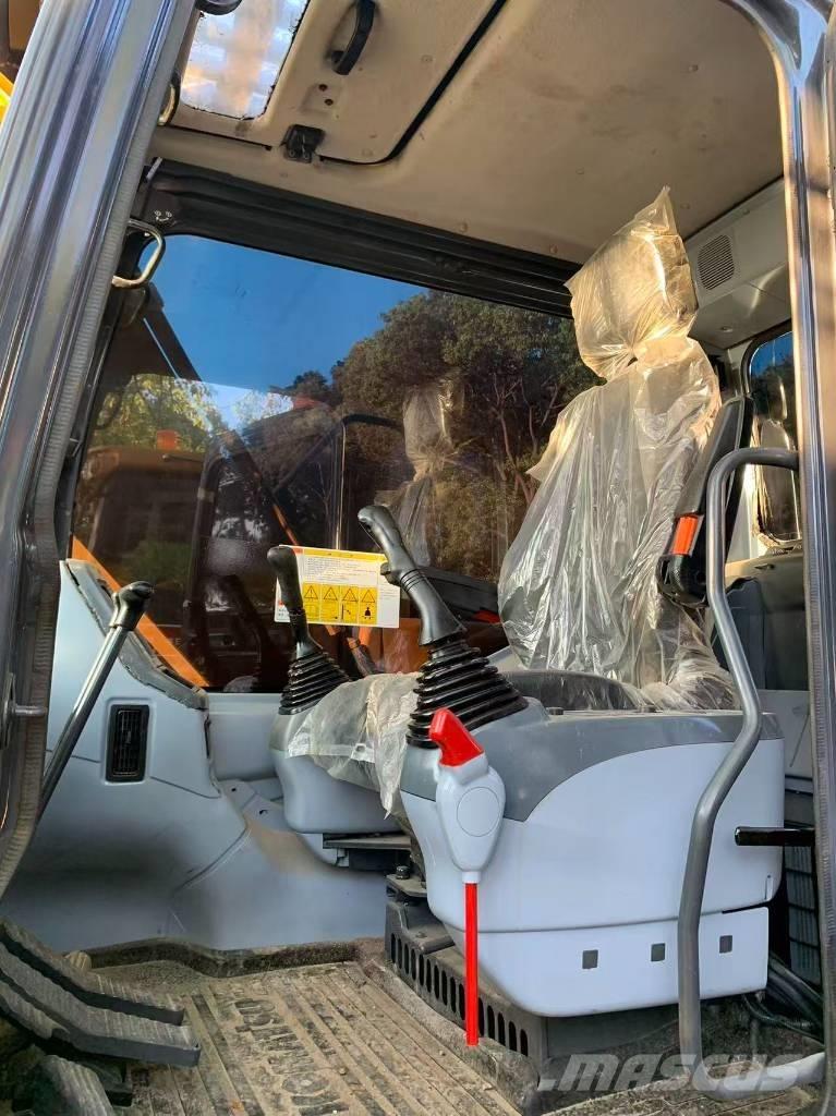 Komatsu PC 130 大型油圧ショベル12t以上（パワーショベル・ユンボ）