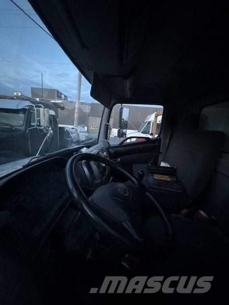 Hino 358 パネルバン