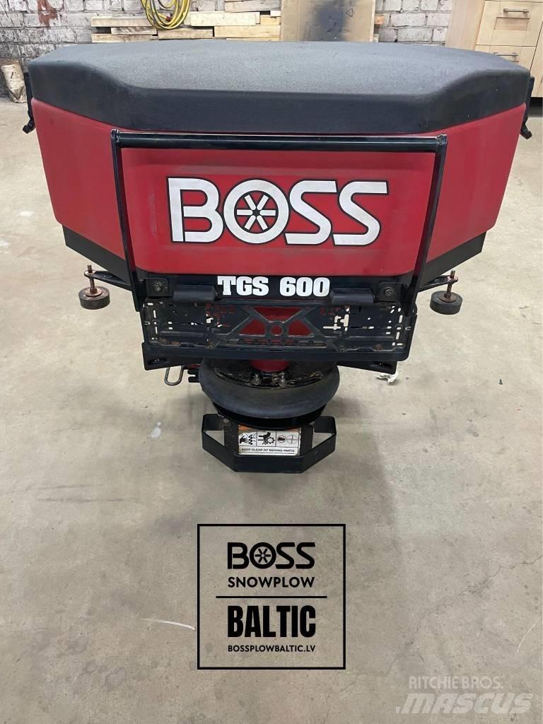 Boss TGS 600 砂と塩撒き専用車