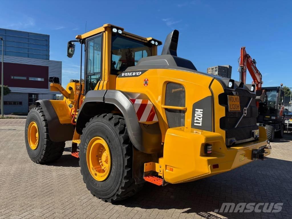 Volvo L 120 H ホイールローダー・タイヤショベル