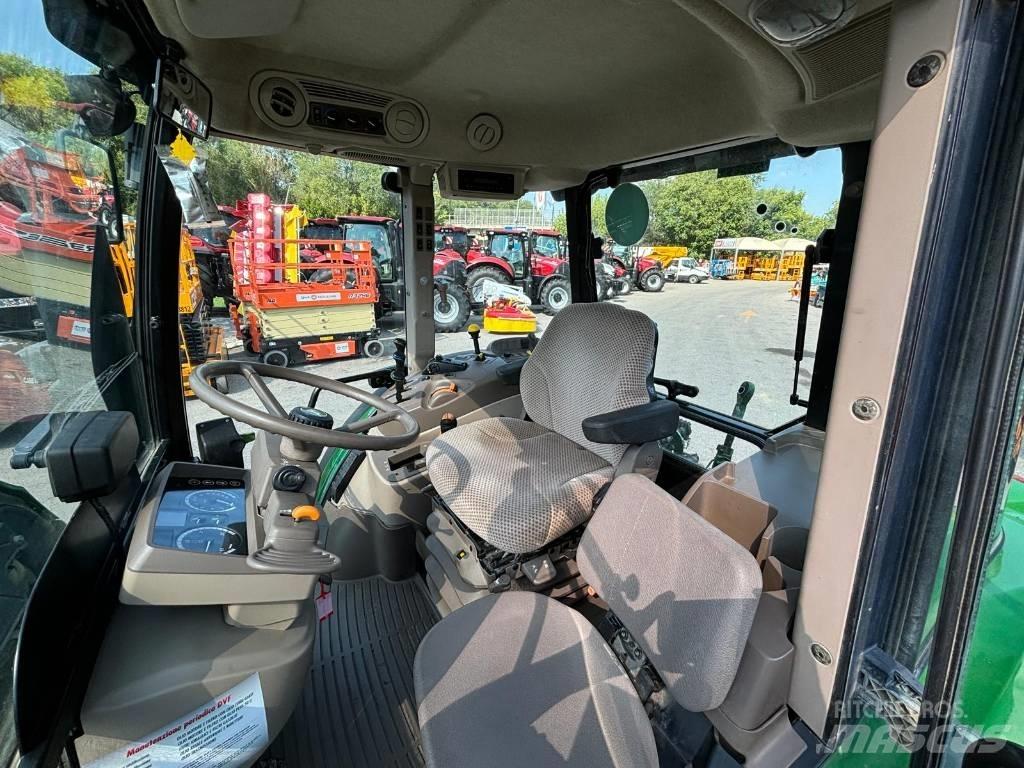 John Deere 6100 MC トラクター