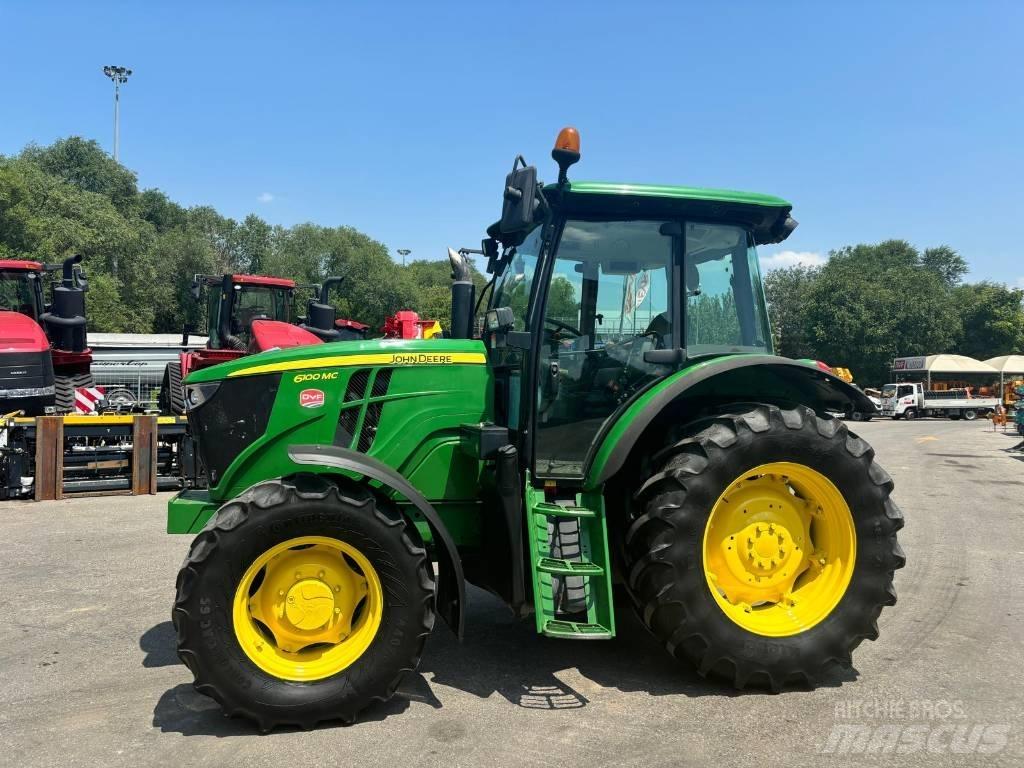 John Deere 6100 MC トラクター
